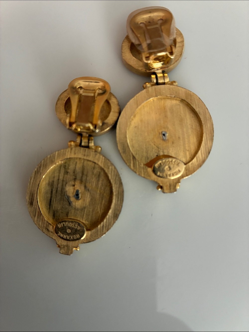 Vintage Style Gold-Tone Cameo Drop Earrings - Gold - Picture 3 of 7